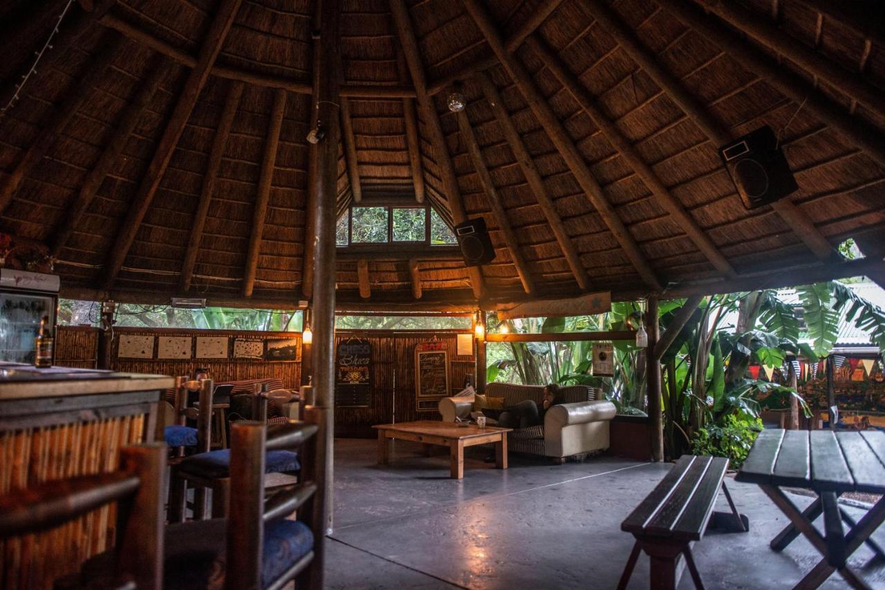 Fairy Knowe Backpackers Lodge Wilderness Exterior photo